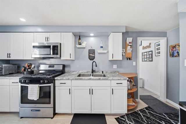 10902 Devils Lake Highway, Addison, MI 49220