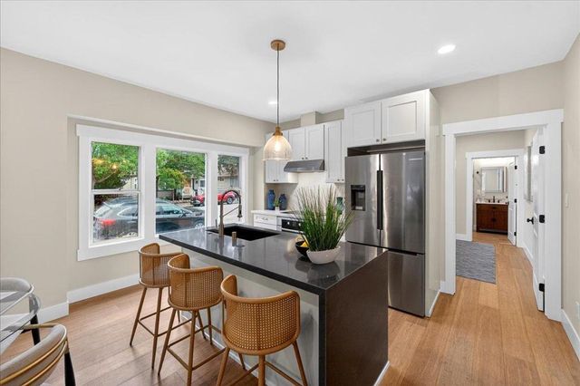 7601 Rosanna Street, Gilroy, CA 95020