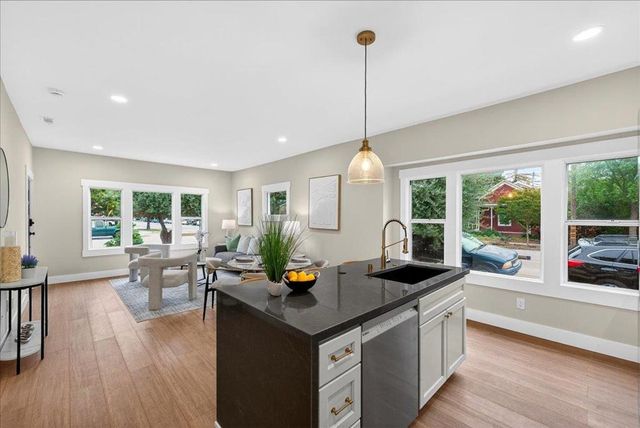 7601 Rosanna Street, Gilroy, CA 95020