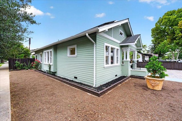 7601 Rosanna Street, Gilroy, CA 95020