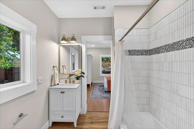 7601 Rosanna Street, Gilroy, CA 95020