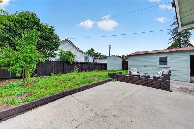 7601 Rosanna Street, Gilroy, CA 95020
