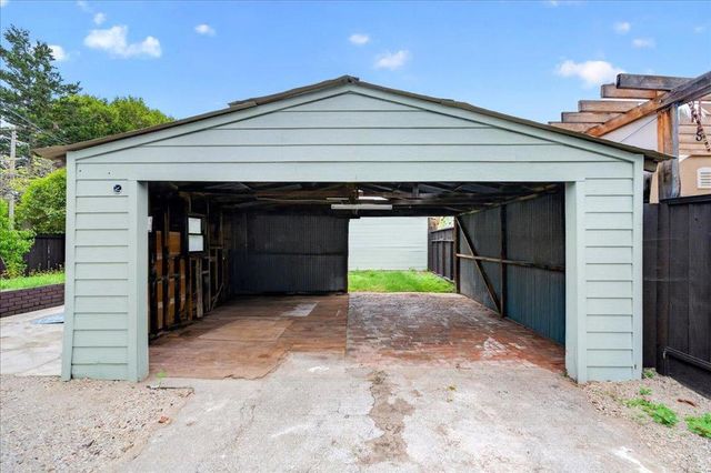 7601 Rosanna Street, Gilroy, CA 95020