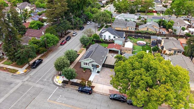 7601 Rosanna Street, Gilroy, CA 95020
