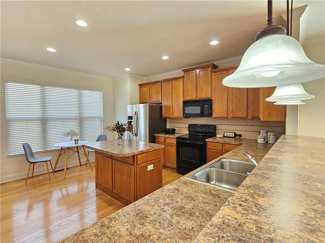 2724 Blakely Drive, Suwanee, GA 30024