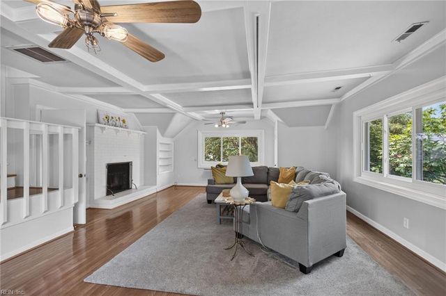 4240 Battery RD, Virginia Beach, VA 23455