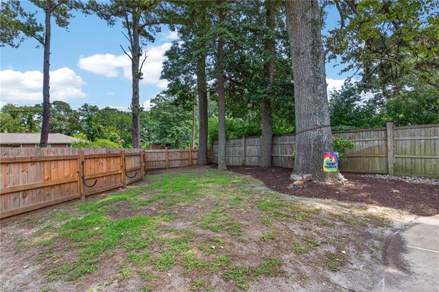 4240 Battery RD, Virginia Beach, VA 23455