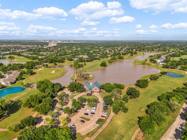 1518 Fall Wood Drive, Sugar Land, TX 77479