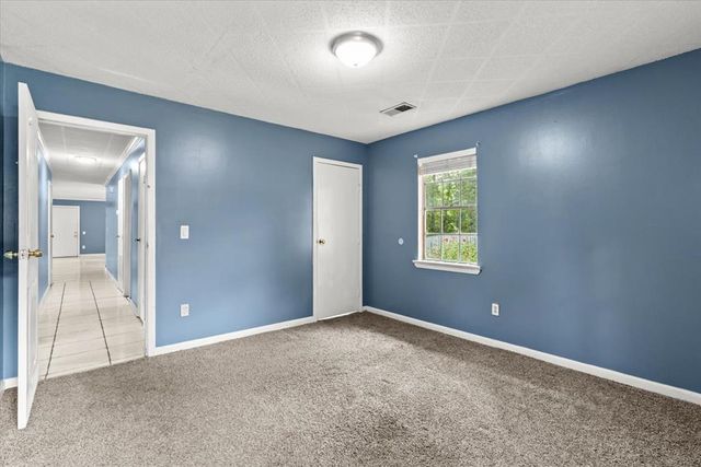 256 NW Cheyenne Trail, Dalton, GA 30721