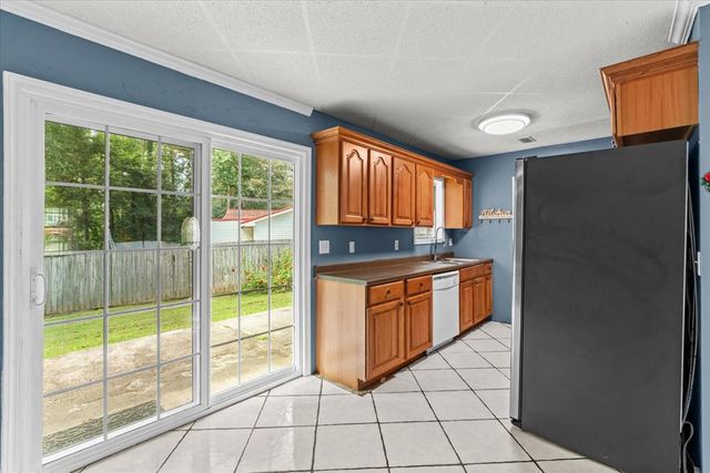 256 NW Cheyenne Trail, Dalton, GA 30721