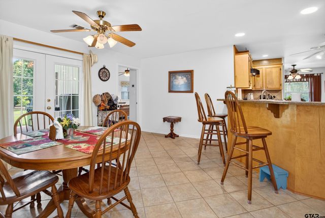 639 CR 2280, Grapeland, TX 75844