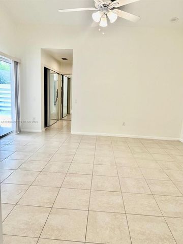 14530 SW 142nd Ct Cir, Miami, FL 33186