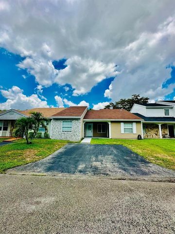 14530 SW 142nd Ct Cir, Miami, FL 33186
