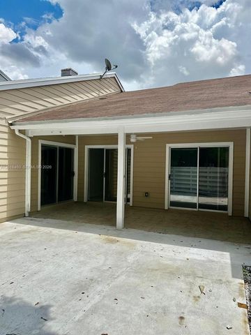 14530 SW 142nd Ct Cir, Miami, FL 33186