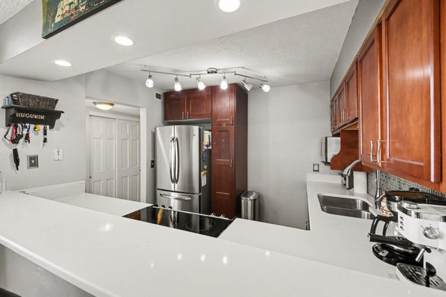 110 Winding Way, A, Covington, KY 41011