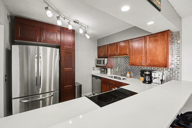 110 Winding Way, A, Covington, KY 41011