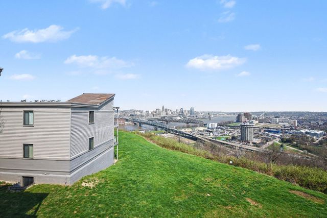 110 Winding Way, A, Covington, KY 41011