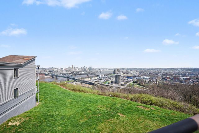 110 Winding Way, A, Covington, KY 41011