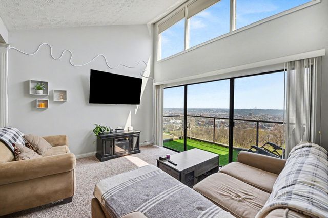 110 Winding Way, A, Covington, KY 41011