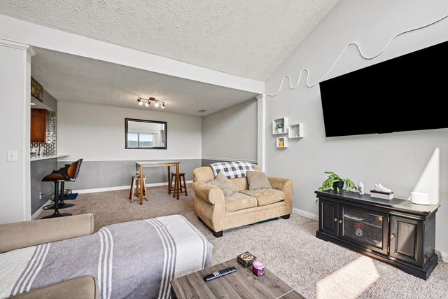 110 Winding Way, A, Covington, KY 41011