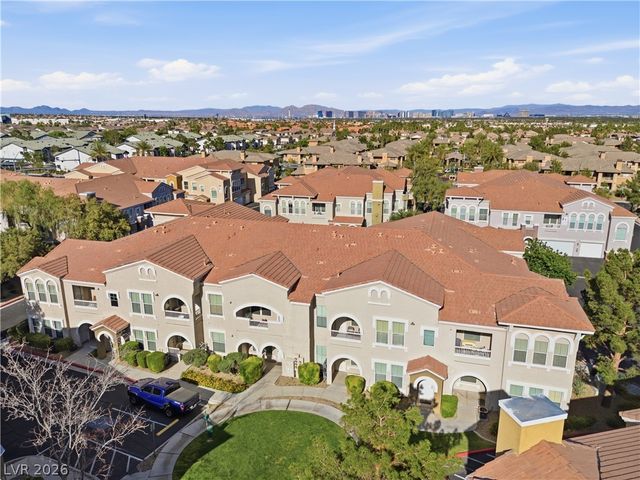 9975 Peace Way 1042, Las Vegas, NV 89147