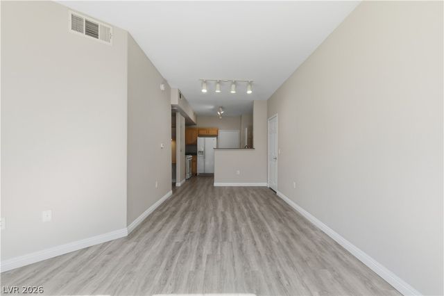 9975 Peace Way 1042, Las Vegas, NV 89147