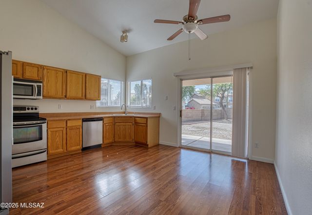 7216 W Rivulet Drive, Tucson, AZ 85743