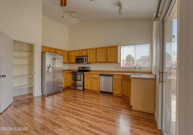 7216 W Rivulet Drive, Tucson, AZ 85743