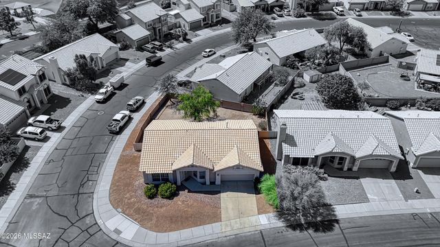 7216 W Rivulet Drive, Tucson, AZ 85743