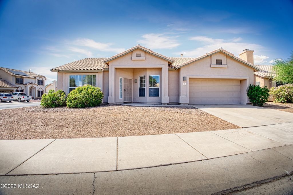7216 W Rivulet Drive, Tucson, AZ 85743