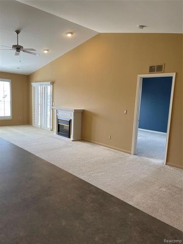 1905 Flagstone Circle, Rochester, MI 48307