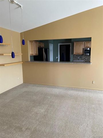 1905 Flagstone Circle, Rochester, MI 48307