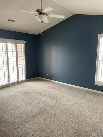 1905 Flagstone Circle, Rochester, MI 48307