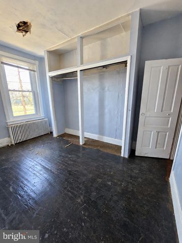 7030 WOODLAND AVE, Philadelphia, PA 19142