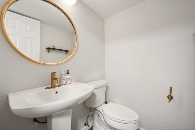 3512 Townlake Circle, Arlington, TX 76016