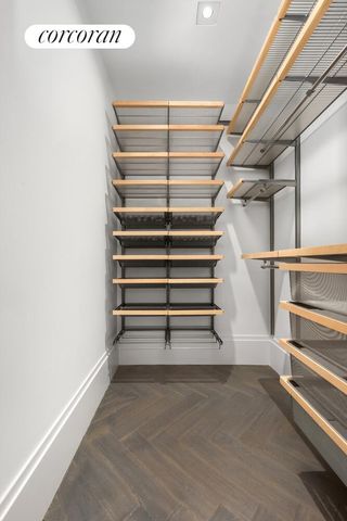 101 Wall St Apt 14C, New York City, NY 10005