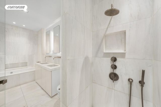 101 Wall St Apt 14C, New York City, NY 10005