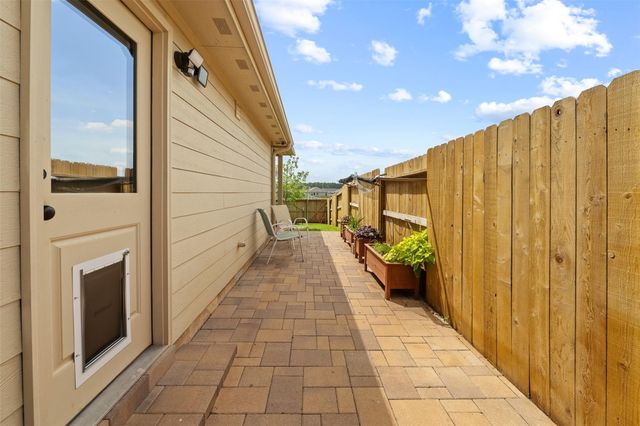 728 Autumn Cherry Trail, Magnolia, TX 77354