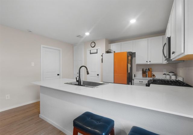728 Autumn Cherry Trail, Magnolia, TX 77354
