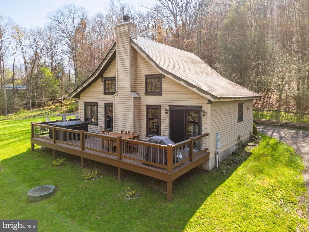 Image 49 of property listing at 247 SLOAN TRACT RD, Oakland, MD 21550
