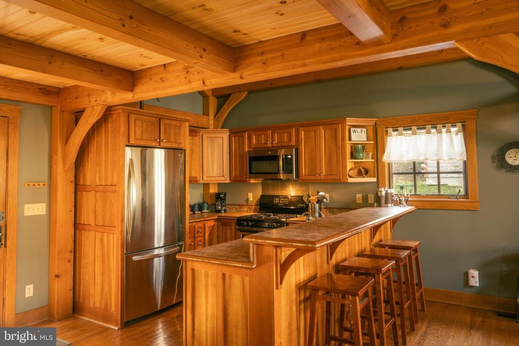 Image 6 of property listing at 247 SLOAN TRACT RD, Oakland, MD 21550