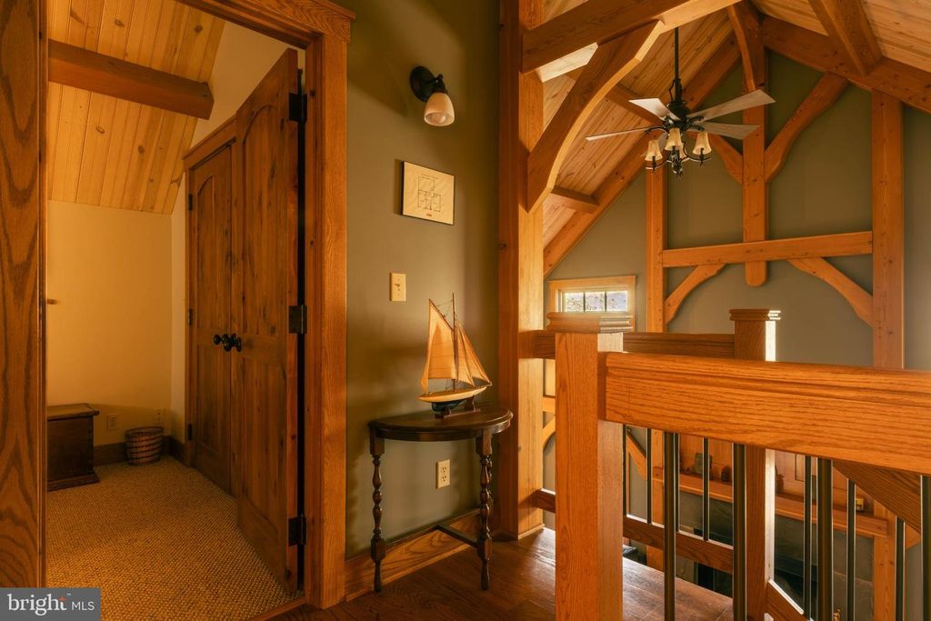 Image 9 of property listing at 247 SLOAN TRACT RD, Oakland, MD 21550