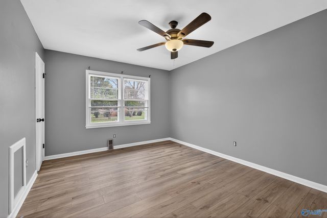 3901 W Crestview Drive, Huntsville, AL 35816