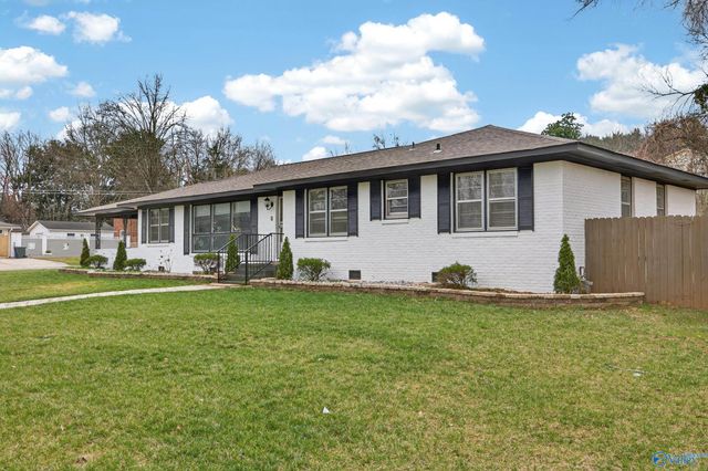 3901 W Crestview Drive, Huntsville, AL 35816