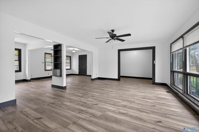 3901 W Crestview Drive, Huntsville, AL 35816