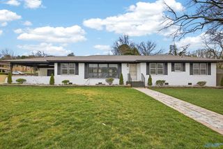 3901 W Crestview Drive, Huntsville, AL 35816
