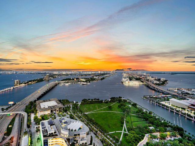 1100 Biscayne Blvd 4001, Miami, FL 33132
