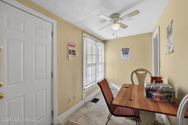 1231 Monroe Street, Jackson, MS 39202