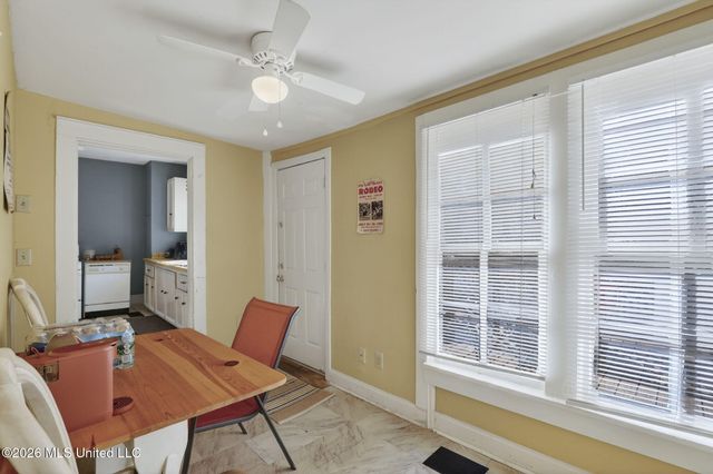 1231 Monroe Street, Jackson, MS 39202
