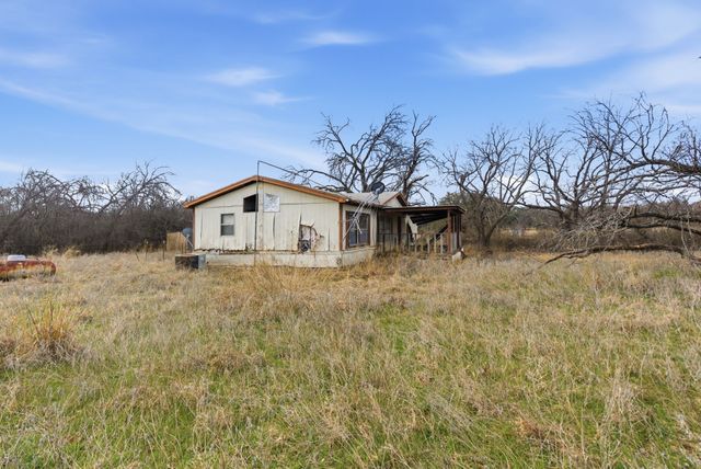 8005 Contrary Creek Road, Granbury, TX 76048